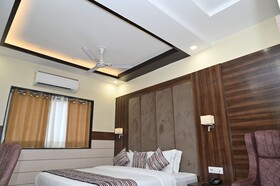 Hotel Vasdaa Grand