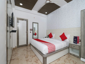 Hotel Walnut Inn By OYO Rooms