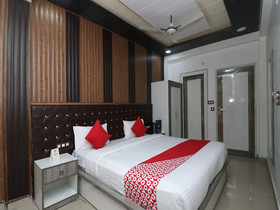 Hotel Walnut Inn By OYO Rooms