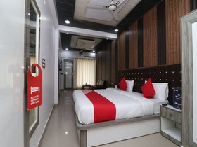 Hotel Walnut Inn By OYO Rooms