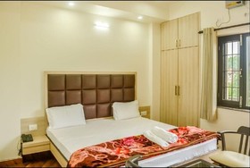 Om Mansion Retreat