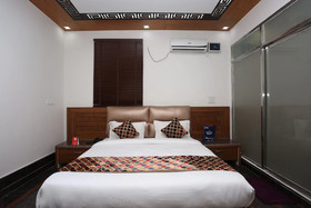 OYO 121 Green View