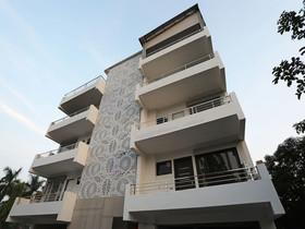 OYO 14945 Hotel Uk 07