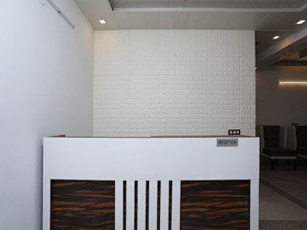 OYO 14945 Hotel Uk 07