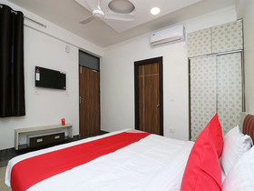 OYO 15432 Flagship Hotel The Nest