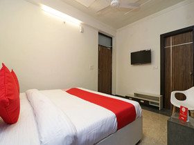 OYO 15432 Flagship Hotel The Nest