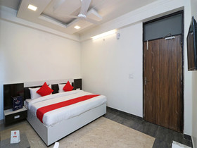 OYO 15432 Flagship Hotel The Nest