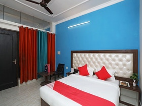 OYO 17085 Bhagat Residency