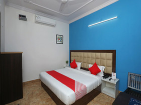 OYO 17085 Bhagat Residency