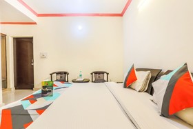 OYO 9963 Hotel Raja Palace by FabExpress