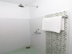 Paras Guest House By OYO Rooms