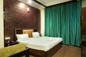 Rhodo Inn