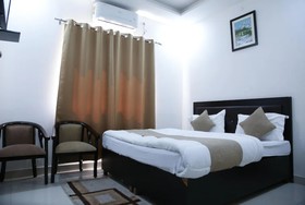 Satya Dehradun by Goroomgo