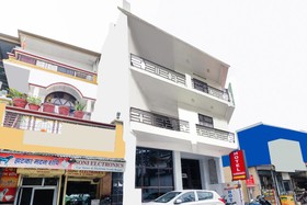 SPOT ON 46687 Hotel Prabhu