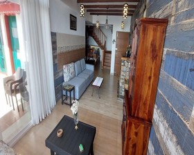 Veenu's Cottage