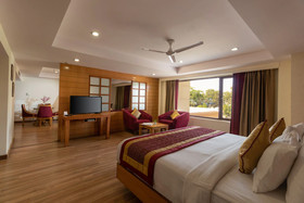 V One Hotel - The Competent Palace