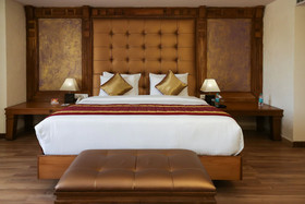V One Hotel - The Competent Palace