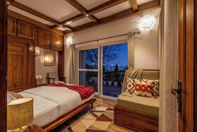 ama Stays & Trails Barefoot Bungalow, Dhanaulti