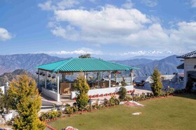 ama Stays & Trails Barefoot Bungalow, Dhanaulti