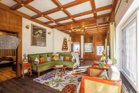ama Stays & Trails Barefoot Bungalow, Dhanaulti