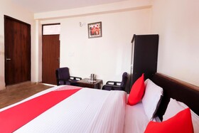 Silver Dew Resorts by OYO Rooms