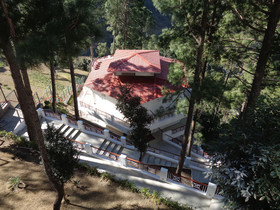 Himalayan Splendour Resort