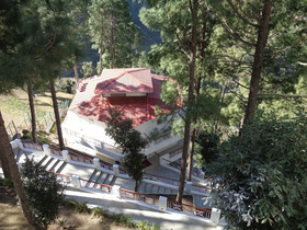 Himalayan Splendour Resort