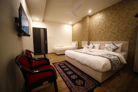 Alankar Hotel