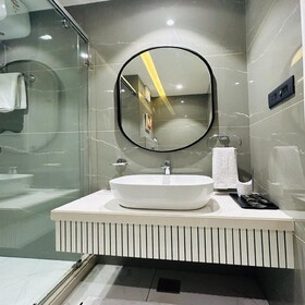 Five Elements Hotels - Goldleaf Haldwani