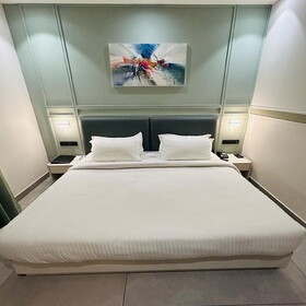 Five Elements Hotels - Goldleaf Haldwani