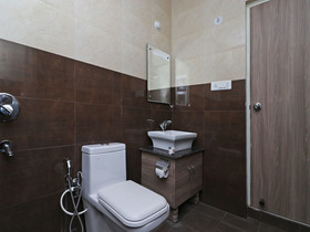 Green Valley By OYO Rooms
