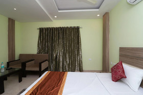 Green Valley By OYO Rooms