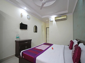 Hotel Ess Kay