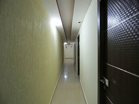 Hotel Ess Kay