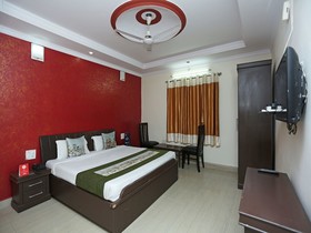 Hotel Ess Kay
