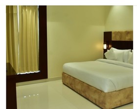 Hotel Pearl Inn