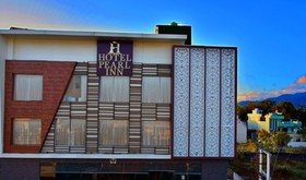 Hotel Pearl Inn