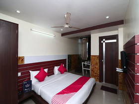 Jatin Hotel By OYO Rooms