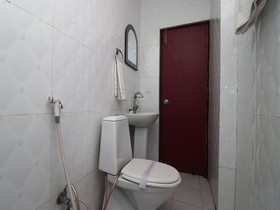 Jatin Hotel By OYO Rooms