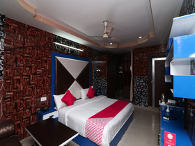 Jatin Hotel By OYO Rooms