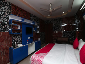 Jatin Hotel By OYO Rooms