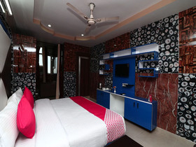 Jatin Hotel By OYO Rooms