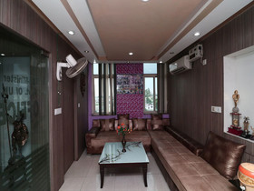 Jatin Hotel By OYO Rooms