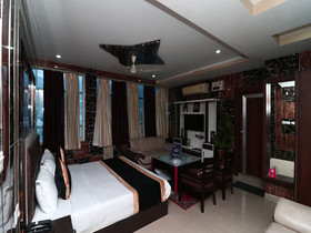 Jatin Hotel By OYO Rooms