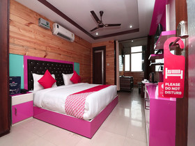 Jatin Hotel By OYO Rooms