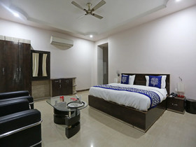 Sheetal Hotel