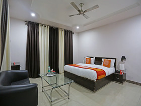 Sheetal Hotel