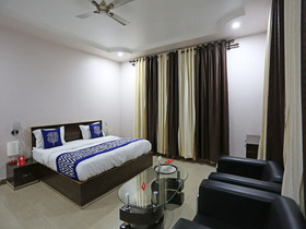 Sheetal Hotel