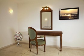 Alpana Hotel