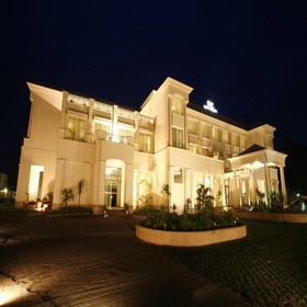Ambrosia Sarovar Portico